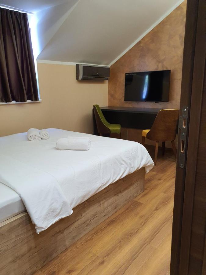 Apartmani Mali Vikend Belgrade Luaran gambar
