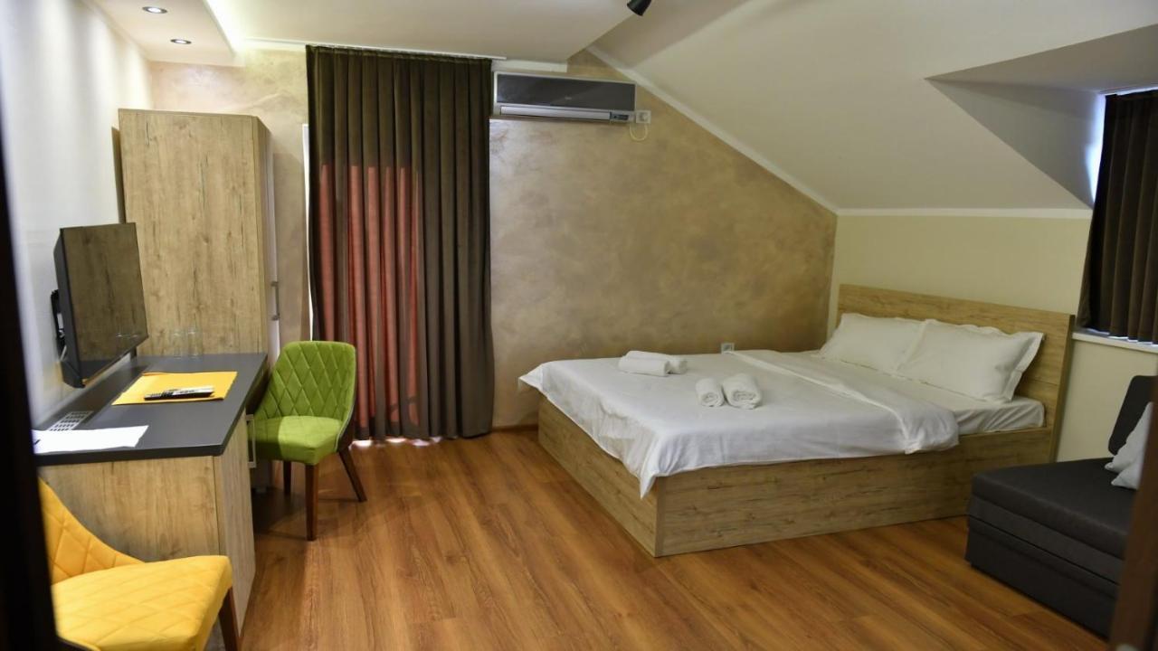 Apartmani Mali Vikend Belgrade Luaran gambar