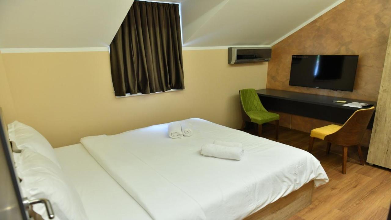 Apartmani Mali Vikend Belgrade Luaran gambar