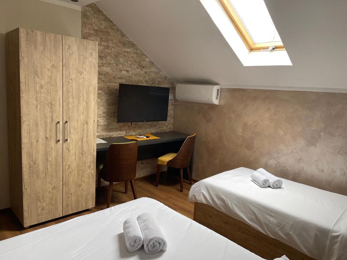 Apartmani Mali Vikend Belgrade Luaran gambar